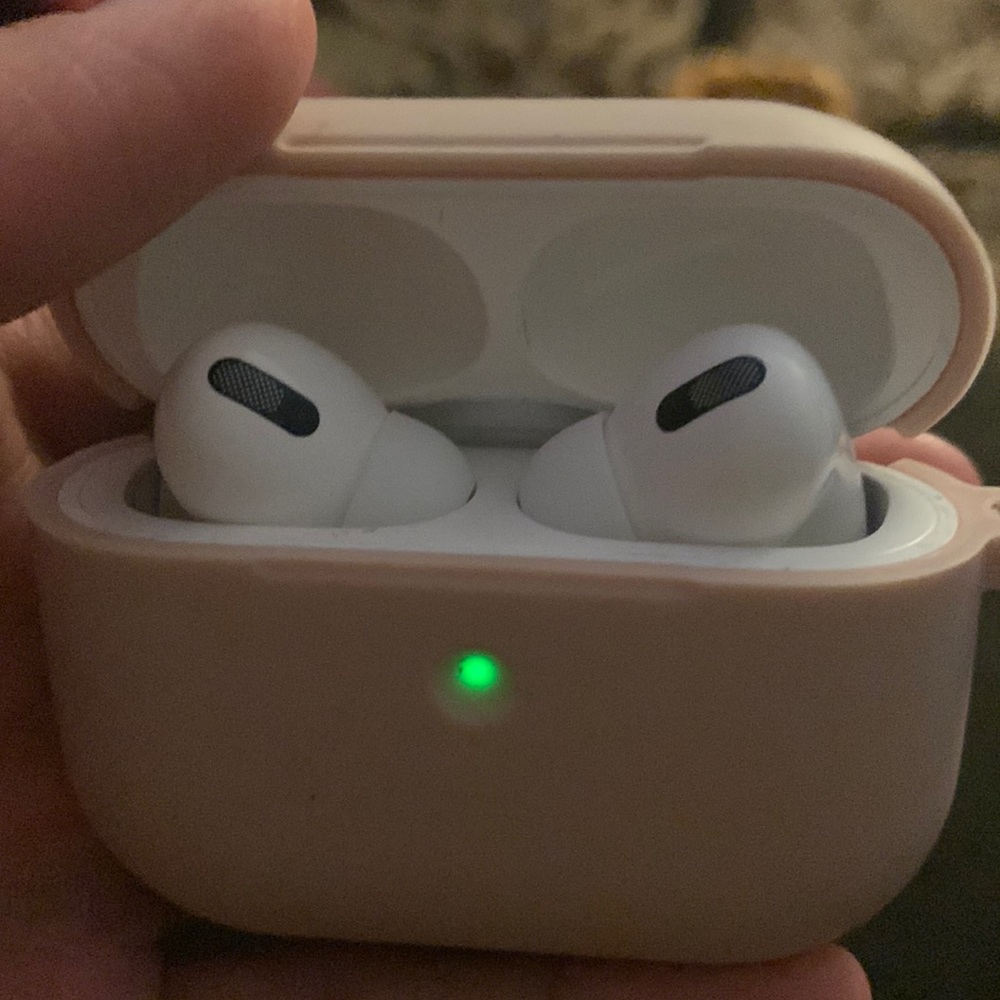Apple AirPod Pros